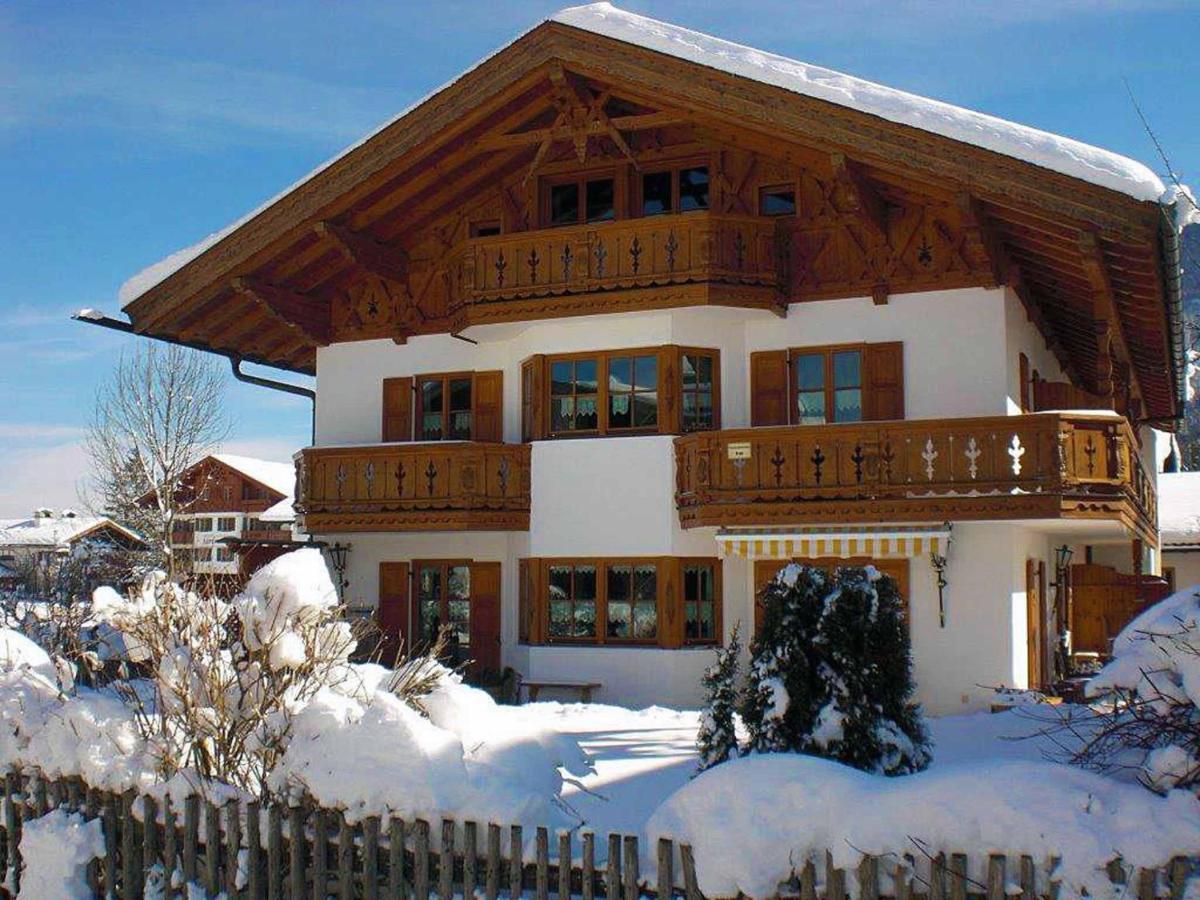 Ferienwohnungen Kir Royal Krün Exterior foto