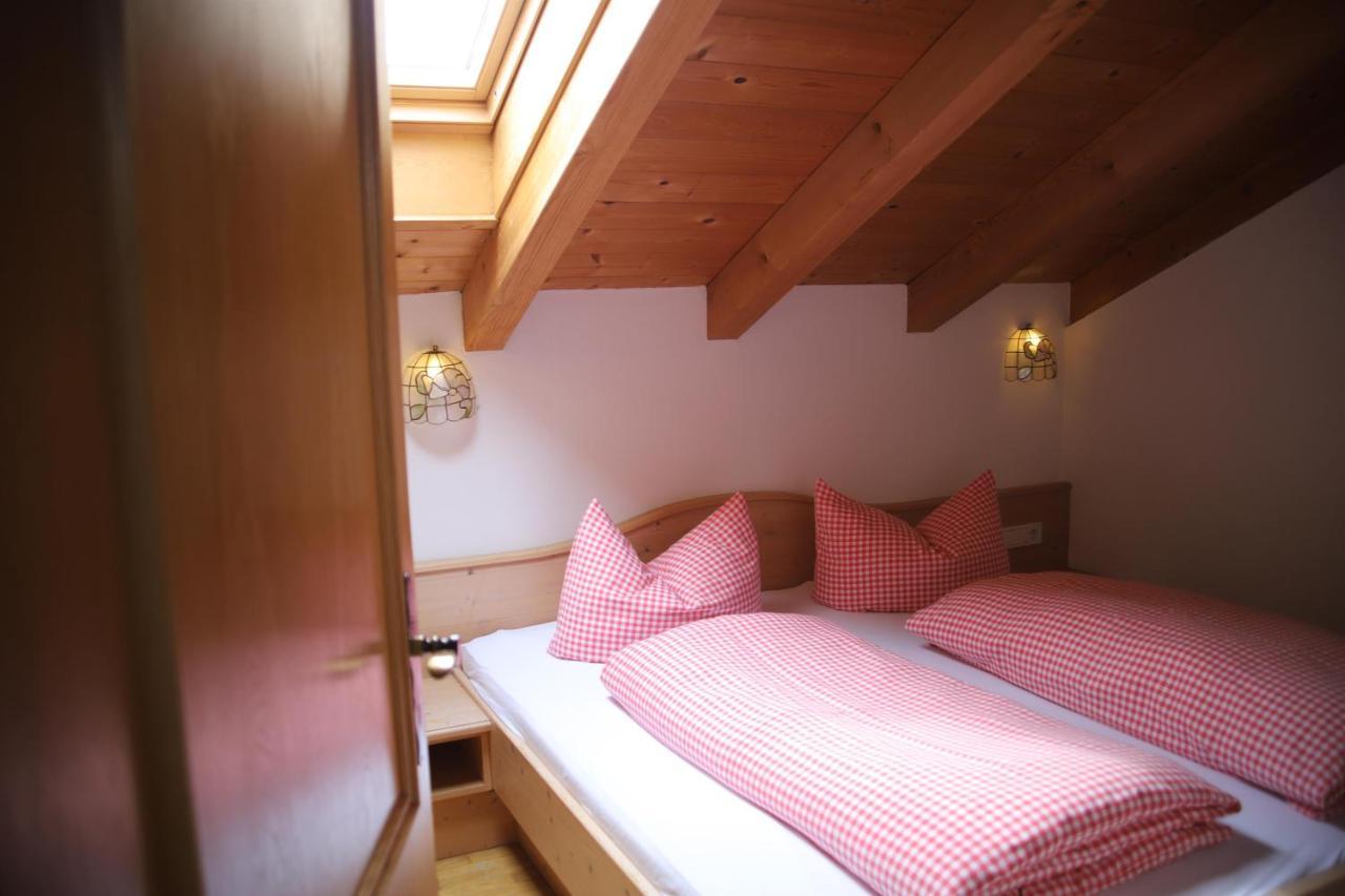 Ferienwohnungen Kir Royal Krün Exterior foto